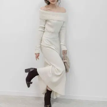 RANDA 란다 샤기 컬러 오프숄더 니트 원피스