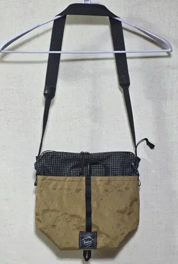 RawLow Mountain Works 타비치비 토트