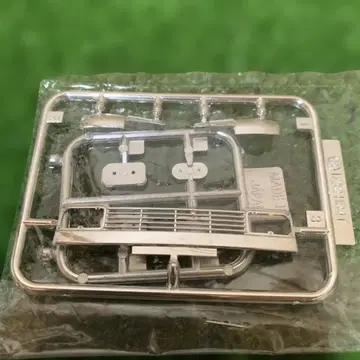 차종 불명 그릴 데코토라 프라모델 1/32