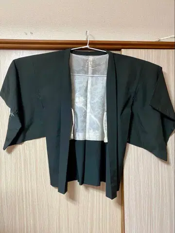 블랙 플라워 무늬 자수 겉옷