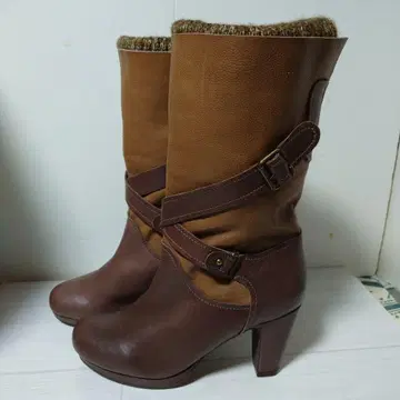 잉그 가죽 숏부츠 23.5cm