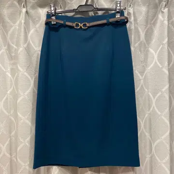 JUSGLITTY 타이트 스커트 무릎 기장 벨트 포함