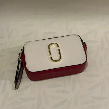 가격 인하 중 MARC JACOBS 숄더백