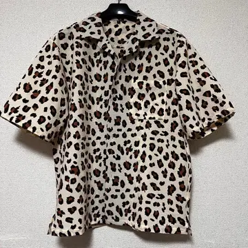 워크맨 플러스 레오파드 무늬 반팔 셔츠 L 사이즈