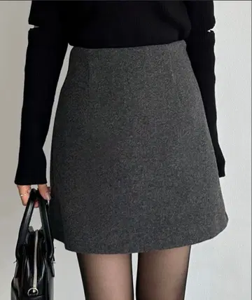 울 그레이 스커트