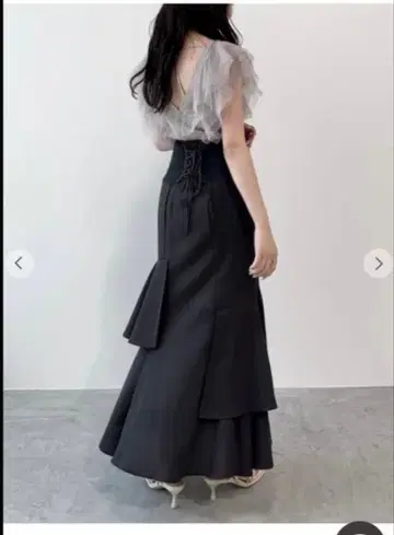 코코딜 차콜 플레어 롱 스커트