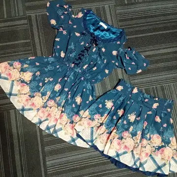 앨리스 콜라보 치마바지 셋업