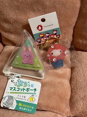 만박 산리오 미야쿠미야쿠 키링 클리어 헬로키티 [파우치 1개 포함]