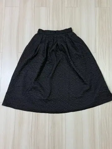 BEAMS HEAET 블랙 플레어 자카드 스커트 프리 사이즈