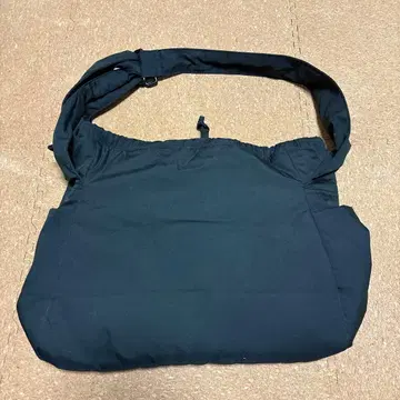 UNIQLO C 블랙 숄더백