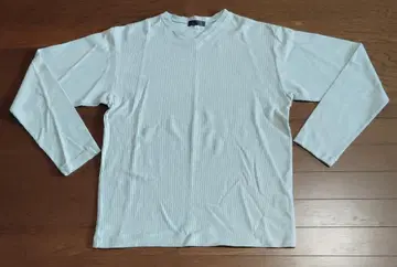 고급 브랜드 가르니에 V넥 긴팔