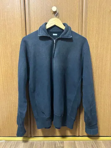 [ a.presse ] 하프 지퍼 맨투맨 페이드 블랙 사이즈 3