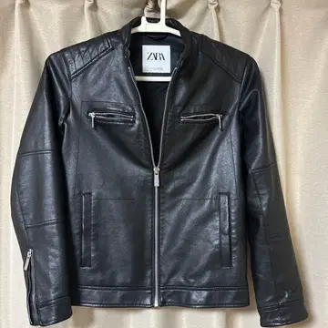 ZARA 블랙 레더풍 자켓 EUR S