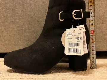 블랙 스웨이드 부츠 사이드 지퍼 부착