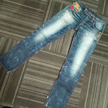 컬러풀 자수 장식 데미지 데님