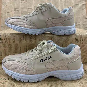 새상품 여성용 24.0cm 경량 끈 척 스니커즈 옅은 브라운 5940