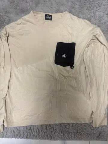 CAMP7 베이지 롱 슬리브 셔츠 블랙 포켓