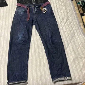 UNIQLO 스트레이트 데님 다크 블루 벨트 포함