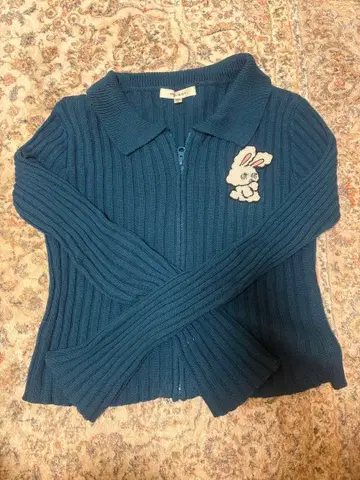 토끼 자수 다크 블루 니트 foxy 콜라보 니트 마우지 moussy