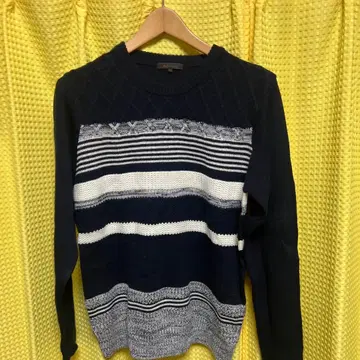 m.i. editorial 네이비 스트라이프 스웨터 M