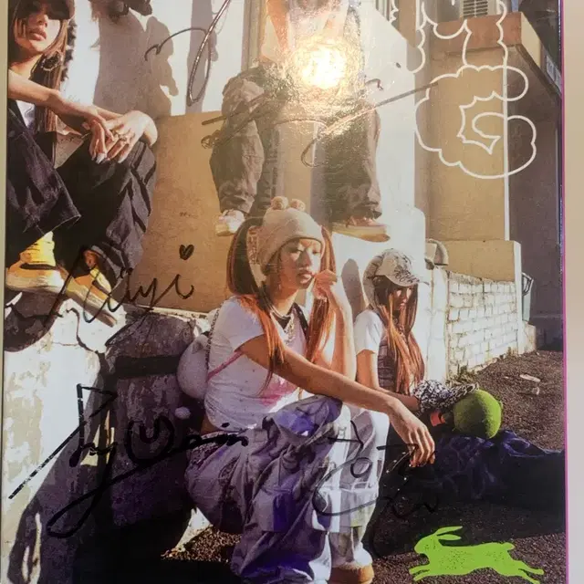 뉴진스 싸인앨범