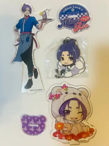 블루 록 미카게 레오 아크릴 스탠드, 러버 참 3종 세트