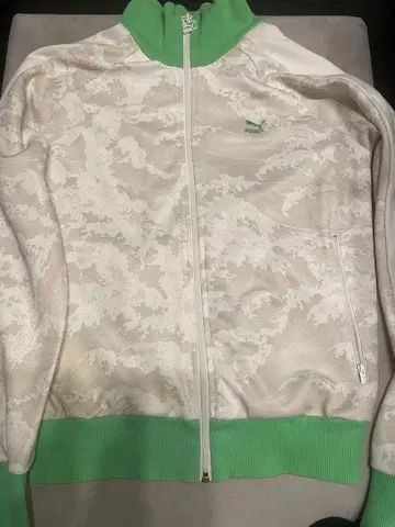 PUMA Kozyndan M 사이즈 저지 화이트/그린