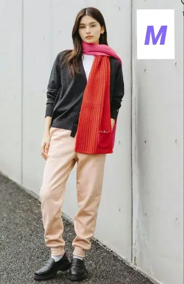 [ 새상품급 ] 유니클로 히트텍 보아 스웨트 팬츠 핑크 M