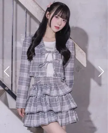 Pium 셋업 체크 프론트 리본 자켓 사이드 리본 스커트