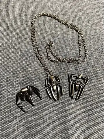 스파이더맨 목걸이 펜던트