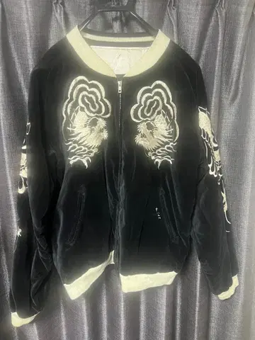 블랙 스카잔 벨로아 자수 crows