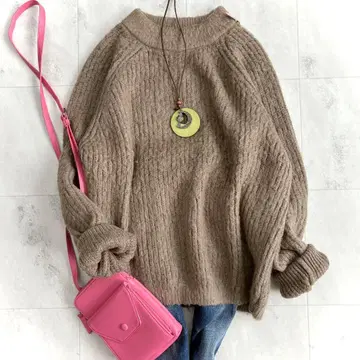 미라 오웬 모헤어 니트 브라운 루즈핏