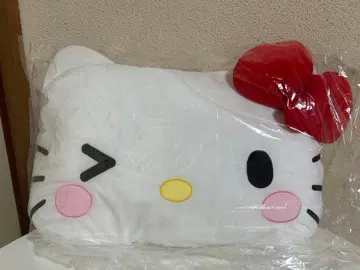 산리오 캐릭터즈 윙크 카도마루 쿠션