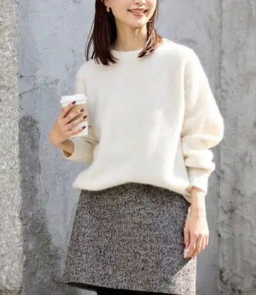 SLOBE IENA 화이트 폭스 알파카 풀오버 긴팔