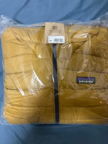 patagonia M's Down Sweater Hoody S Brown