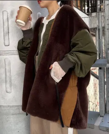 etsinta/에신타 퍼 절개 자켓