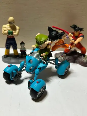 드래곤볼 피규어 바이크 포함