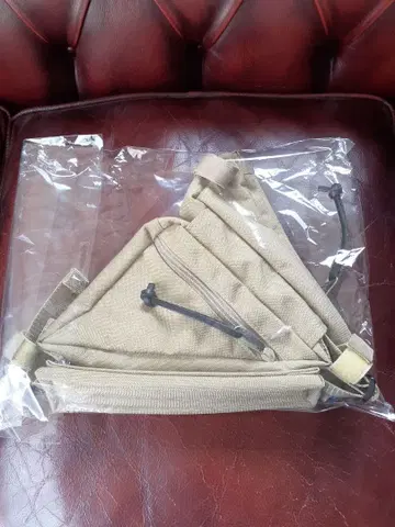 AURALEE 나일론 새들 백 베이지 미사용 새상품