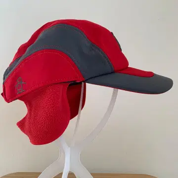 먼싱웨어 골프 캡 플리스 귀마개 레드 데상트