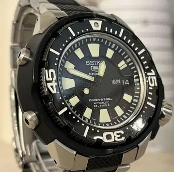 초레어 새상품급 SEIKO5 sports SKZ253 프란켄몬스터