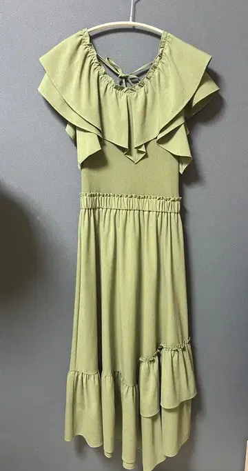 diagram 프릴이 달린 롱 원피스