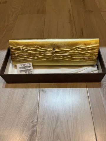 Locati의 클러치백