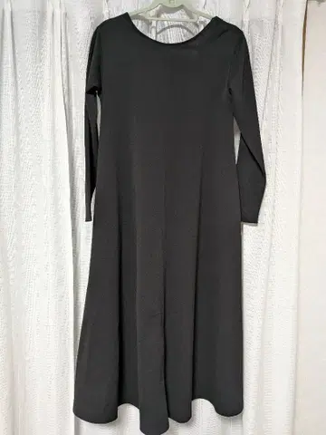 오메카시 베스트셀러 Onf 컷 조젯 드레스 블랙