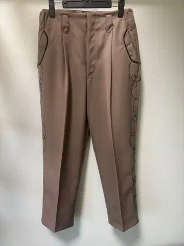 크림 소다 자수 슬랙스 베이지 로켓 팬츠 로카빌리 루드