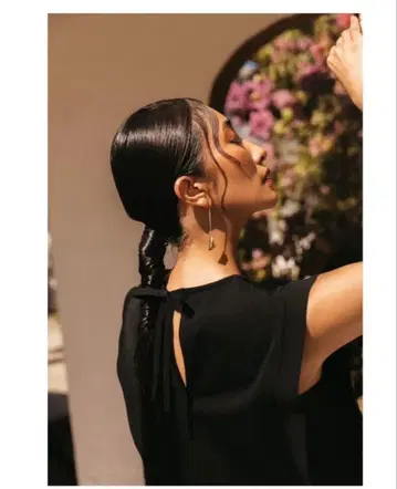 Nala 슬리브리스 니트탑