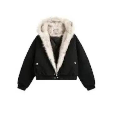 elev 퍼 달린 블랙 크롭 자켓