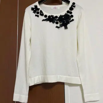 갤러리 비스콘티 화이트 니트 스웨터 사이즈 2