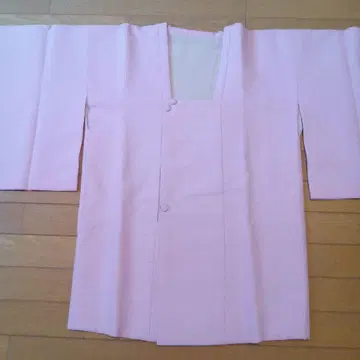 미사용 새상품 옅은 핑크색 도행 코트