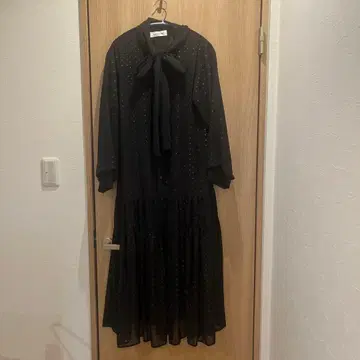 Ray BEAMS 블랙 리본 원피스