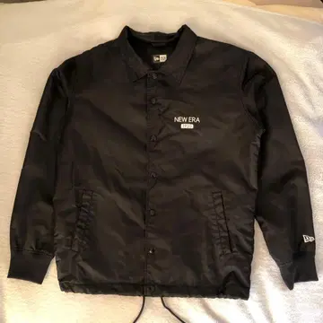 NEW ERA 블랙 나일론 자켓
